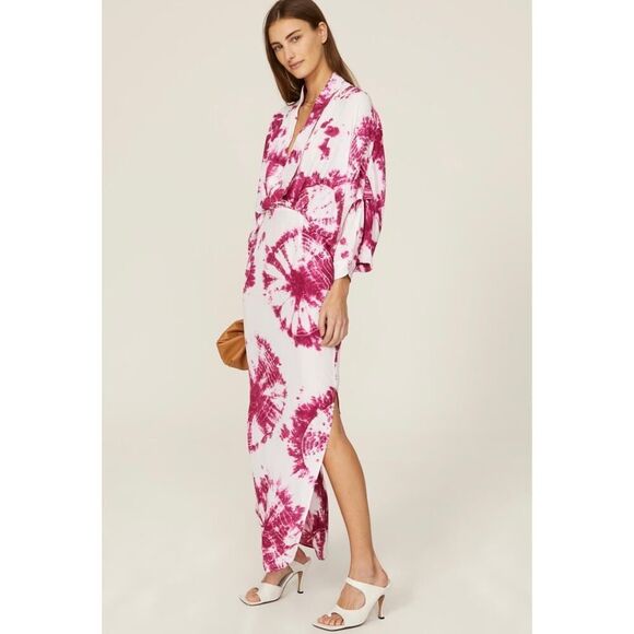 S/W/FMagenta Tie Dye Plunge Dress 💘